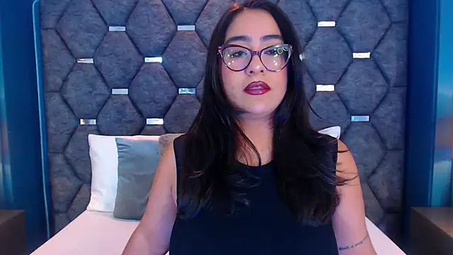 Snapshot of DevonPiers chatting on September 2025 12:05:02 PM DevonPiers online show from September 2025 12:05:02 PM