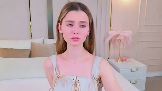 MarybethSnow online show from November 2025 05:13:02 PM