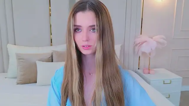 MarybethSnow online show from November 2025 05:13:02 PM