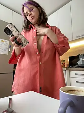 SuzieMurray online show from February 2025 11:17:02 AM