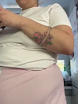 SuzieMurray online show from October 2025 12:50:02 PM