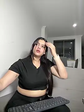 Snapshot of kimberlyhills1 chatting on February 2025 04:39:01 AM kimberlyhills1 online show from February 2025 04:39:01 AM