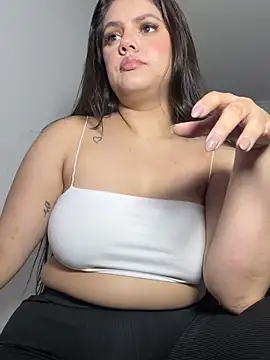 Snapshot of kimberlyhills1 chatting on March 2025 08:00:02 PM kimberlyhills1 online show from March 2025 08:00:02 PM