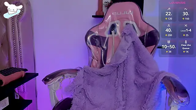 AlexaFoxy18 online show from October 2025 06:33:01 AM