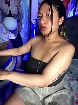 Im Little online show from December 2024 06:41:01 AM