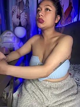 Im Little online show from December 2024 03:41:01 AM