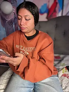 Im Little online show from March 2026 03:00:02 AM