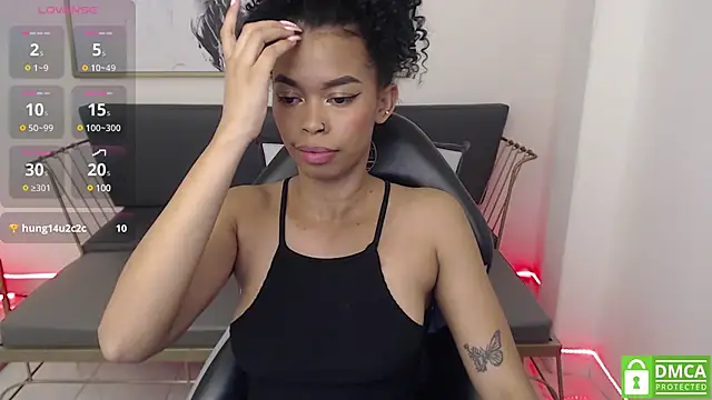 Snapshot of Shenna_brunette_ chatting on February 2025 04:12:02 PM Shenna brunette online show from February 2025 04:12:02 PM