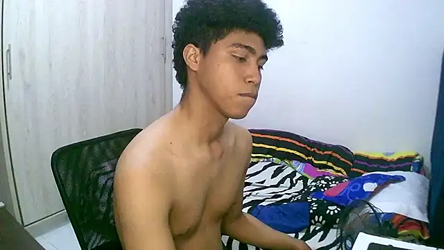 Snapshot of sexy_diamante_ chatting on October 2025 08:29:02 PM sexy diamante online show from October 2025 08:29:02 PM