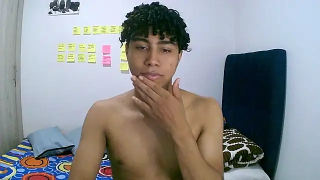 Snapshot of sexy_diamante_ chatting on February 2026 03:04:01 AM sexy diamante online show from February 2026 03:04:01 AM