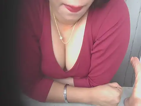 Snapshot of sexy-honey09 chatting on February 2025 05:58:01 AM sexy-honey09 online show from February 2025 05:58:01 AM