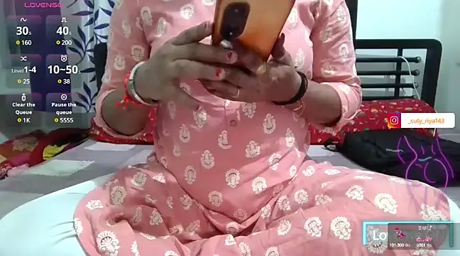 Snapshot of sexy-honey09 chatting on February 2025 01:49:02 PM sexy-honey09 online show from February 2025 01:49:02 PM