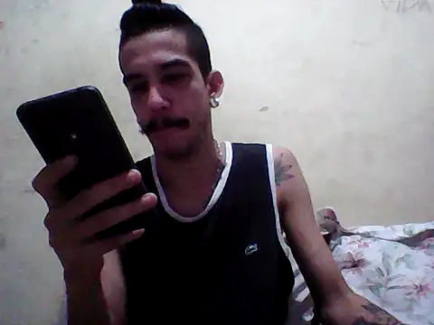 gatobranco001 online show from March 2025 11:53:01 PM