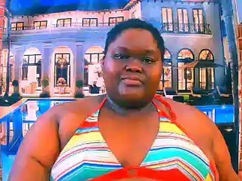 EbonyHotBuns online show from May 2026 06:17:01 PM