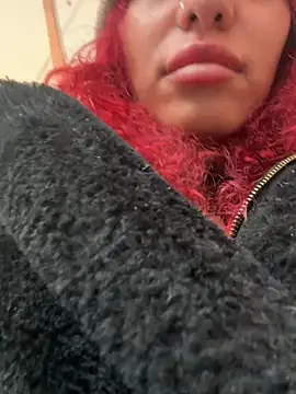 AlyssaHottv  online show from February 2025 05:54:02 PM