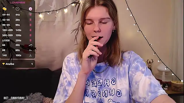 Moona xx online show from December 2024 11:20:02 PM