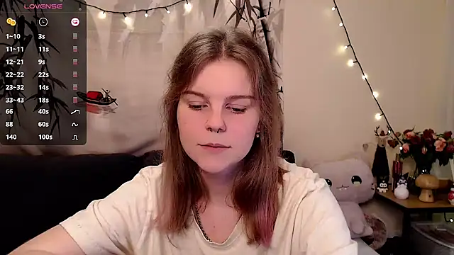 Moona xx online show from January 2025 11:33:01 PM