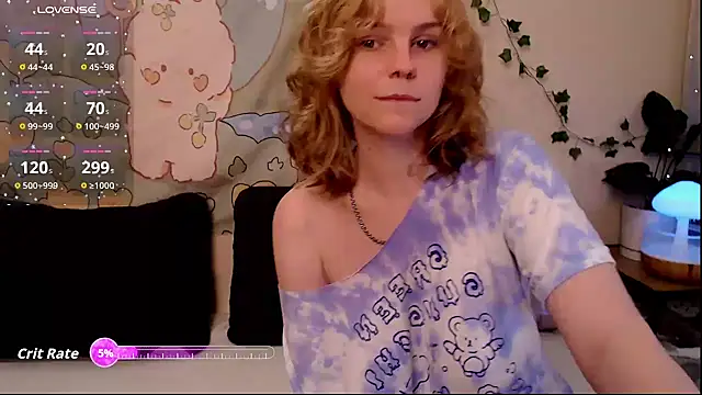 Snapshot of Moona_xx chatting on May 2026 10:37:01 PM Moona xx online show from May 2026 10:37:01 PM