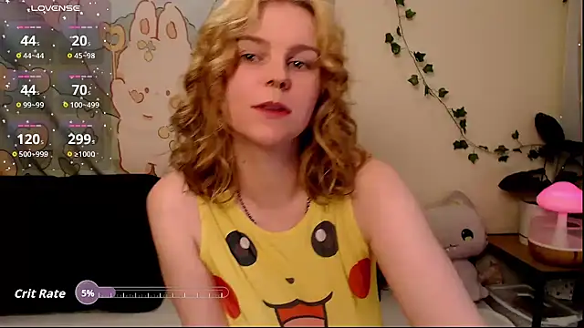 Snapshot of Moona_xx chatting on May 2026 10:51:01 PM Moona xx online show from May 2026 10:51:01 PM