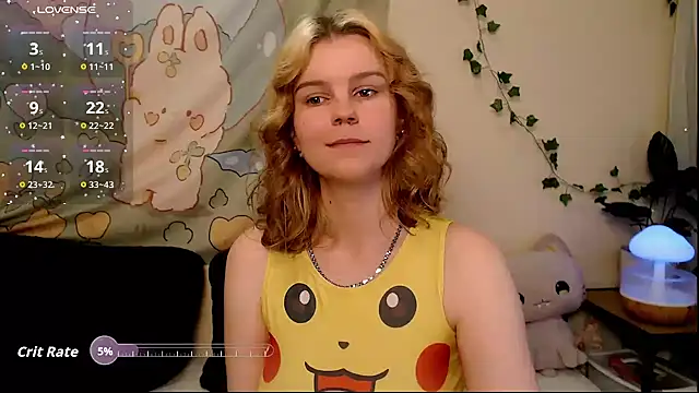 Snapshot of Moona_xx chatting on May 2026 10:08:02 PM Moona xx online show from May 2026 10:08:02 PM