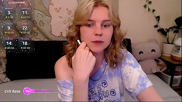 Snapshot of Moona_xx chatting on June 2026 11:20:02 PM Moona xx online show from June 2026 11:20:02 PM