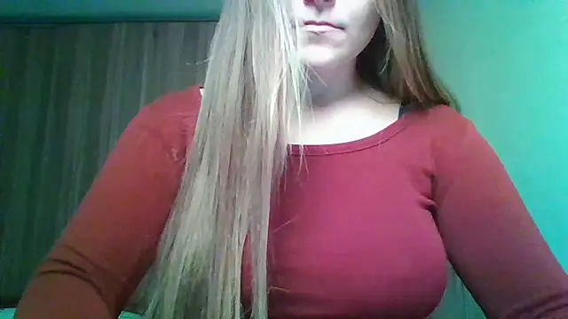 Evasapples online show from November 2025 01:21:02 PM