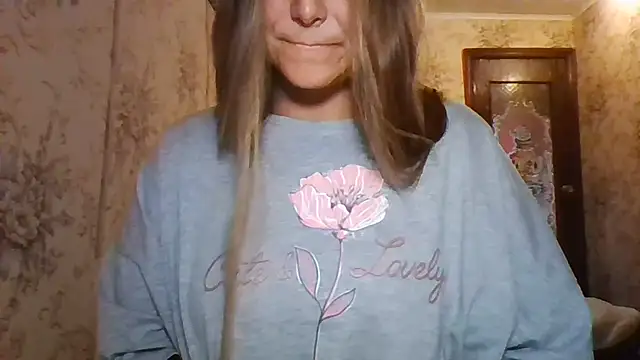 Evasapples online show from July 2026 04:25:02 PM