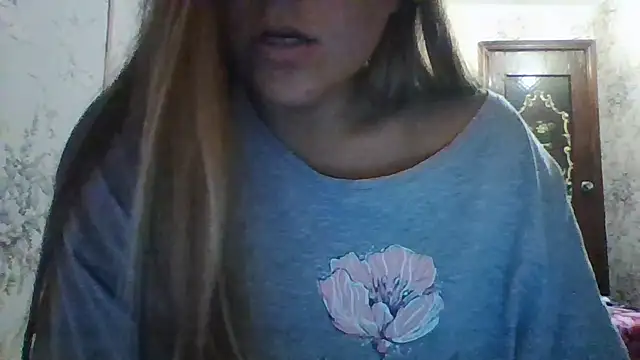 Evasapples online show from July 2026 08:52:02 PM