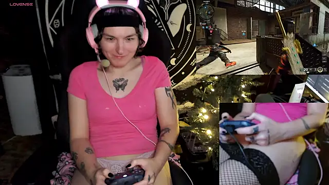 BrandiWRLD 999 online show from December 2024 02:12:01 AM