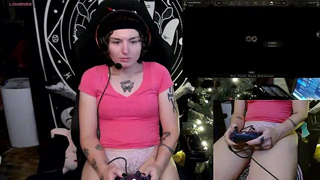 BrandiWRLD 999 online show from December 2024 10:48:01 PM