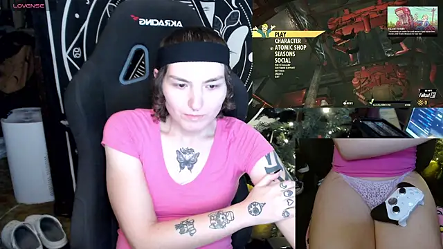 BrandiWRLD 999 online show from January 2025 12:57:02 AM