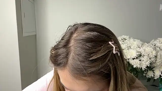 elisa moon online show from February 2025 03:54:01 AM