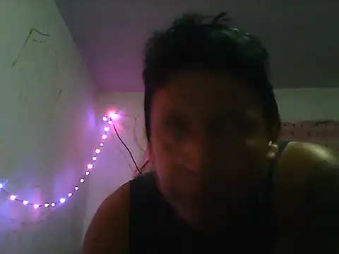 Snapshot of penesillo79 chatting on November 2025 09:28:02 AM penesillo79 online show from November 2025 09:28:02 AM