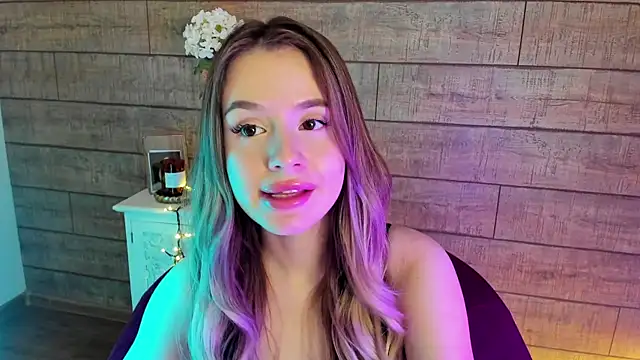 MilanaBalmain online show from March 2025 03:45:02 PM