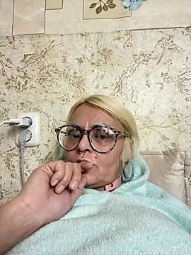 Snapshot of Gardener_of_Illusions chatting on January 2025 03:52:02 AM Gardener of Illusions online show from January 2025 03:52:02 AM