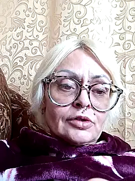 Snapshot of Gardener_of_Illusions chatting on February 2025 10:44:02 PM Gardener of Illusions online show from February 2025 10:44:02 PM