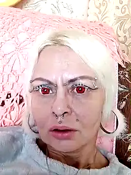 Snapshot of Gardener_of_Illusions chatting on February 2025 02:38:02 PM Gardener of Illusions online show from February 2025 02:38:02 PM