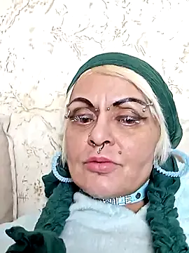 Snapshot of Gardener_of_Illusions chatting on February 2025 02:25:01 PM Gardener of Illusions online show from February 2025 02:25:01 PM