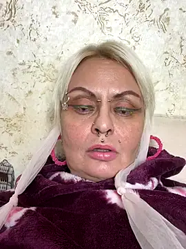 Snapshot of Gardener_of_Illusions chatting on October 2025 04:10:01 AM Gardener of Illusions online show from October 2025 04:10:01 AM