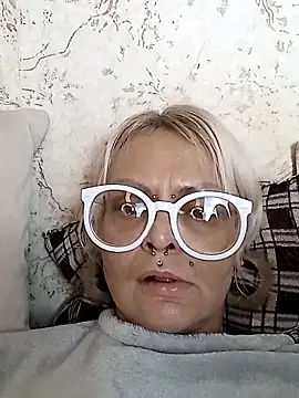 Snapshot of Gardener_of_Illusions chatting on November 2025 06:34:01 AM Gardener of Illusions online show from November 2025 06:34:01 AM