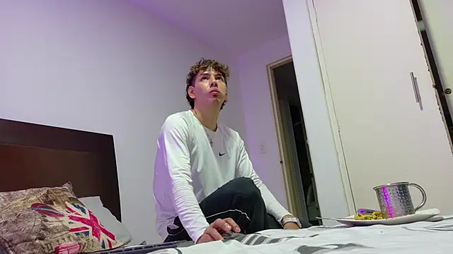 zackmontieel online show from June 2026 02:28:02 AM