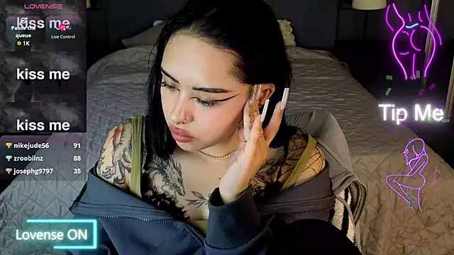 baby  kim online show from December 2025 08:43:01 AM