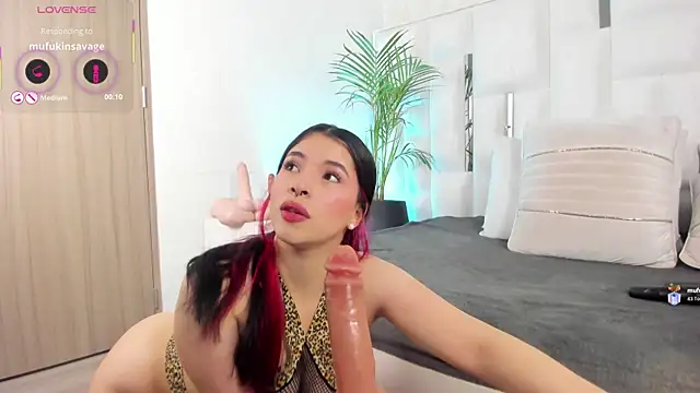 Snapshot of im_nika_ chatting on December 2025 01:18:02 PM im nika online show from December 2025 01:18:02 PM