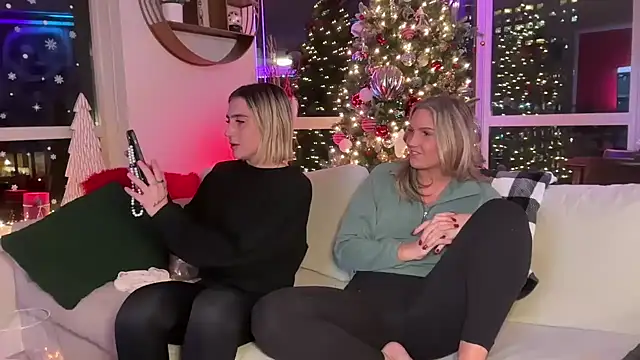 Snapshot of Graciemae_baexx chatting on December 2024 12:30:01 AM Graciemae baexx online show from December 2024 12:30:01 AM