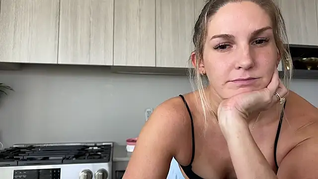 Snapshot of Graciemae_baexx chatting on October 2025 04:38:02 PM Graciemae baexx online show from October 2025 04:38:02 PM