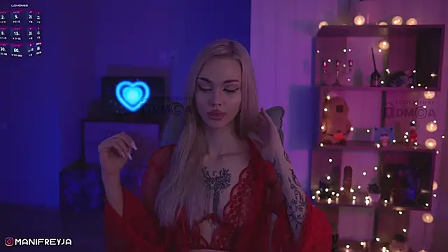 ManiFreyja online show from January 2025 09:34:01 PM