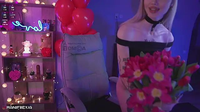 ManiFreyja online show from February 2025 06:43:02 PM