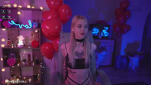 ManiFreyja online show from February 2025 09:48:02 PM