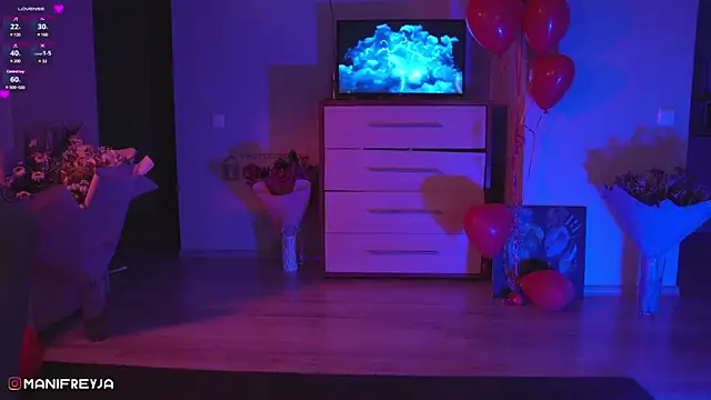 ManiFreyja online show from February 2025 06:53:01 PM