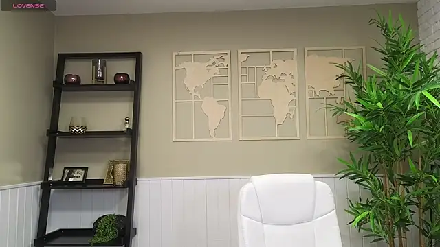 LadyLeea online show from January 2025 08:41:01 AM